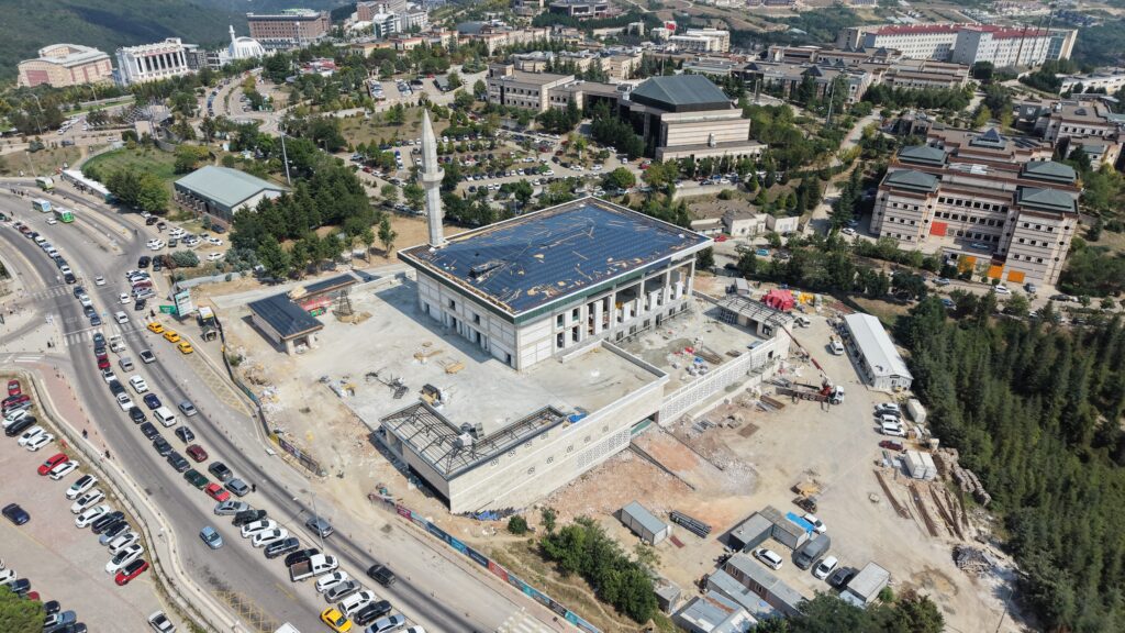 Kocaeli İzmit Umuttepe Yerleşkesi Katlı Otopark ve Cami İkmal İnşaatı